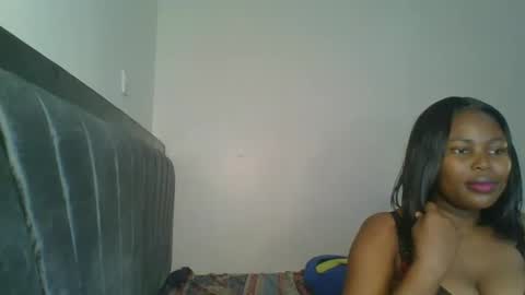 kinky_aria online show from October 2025 06:52:01 PM