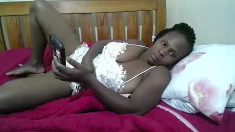 Snapshot of kinky_kaiya chatting on January 2026 06:44:02 PM kaiya online show from January 2026 06:44:02 PM