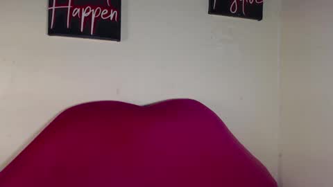 Snapshot of kinky_me1 chatting on April 2026 07:39:01 AM princess online show from April 2026 07:39:01 AM
