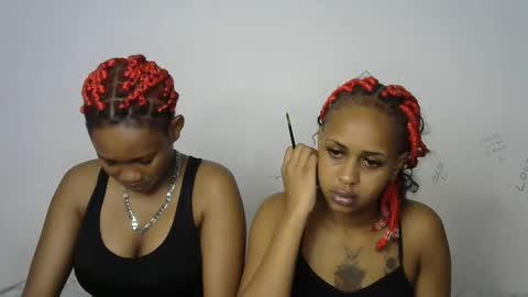Snapshot of kinky_secrett chatting on September 2025 07:21:02 AM Cupshee and cushey online show from September 2025 07:21:02 AM