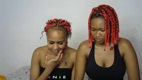 Snapshot of kinky_secrett chatting on September 2025 08:37:02 AM Cupshee and cushey online show from September 2025 08:37:02 AM