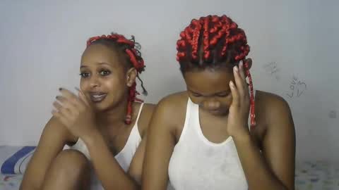 Snapshot of kinky_secrett chatting on September 2025 07:46:02 AM Cupshee and cushey online show from September 2025 07:46:02 AM