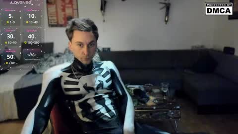 kinky_spidey online show from December 2025 02:47:02 PM