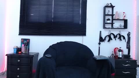 Allison  Diego online show from February 2025 02:48:02 PM