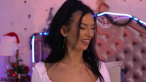 kinkyamelie online show from December 2025 06:01:02 PM