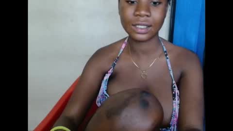 Snapshot of kinkyjuicexx chatting on September 2025 06:20:01 PM kinkyjuicexx online show from September 2025 06:20:01 PM