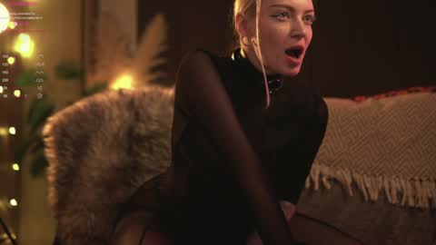 kinkylina_ online show from January 2025 05:22:02 PM