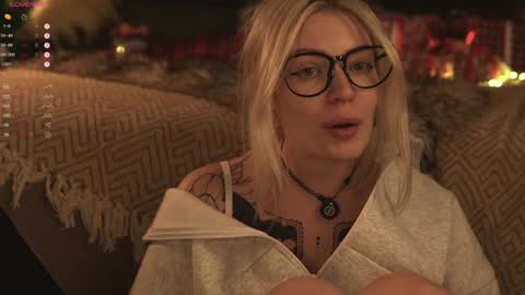 kinkylina_ online show from January 2025 05:20:01 PM