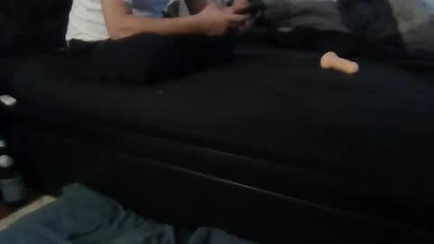 Snapshot of kinkysubmtl chatting on December 2024 12:48:02 AM kinkysubmtl online show from December 2024 12:48:02 AM