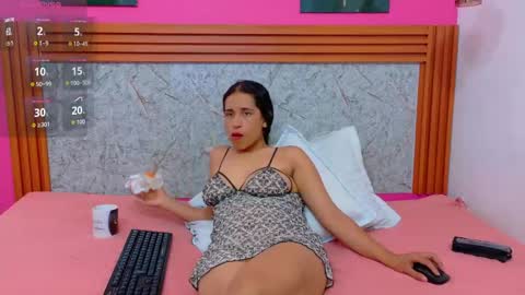 Snapshot of kinkyymommyyy chatting on May 2026 12:55:01 PM kinkyymommyyy online show from May 2026 12:55:01 PM