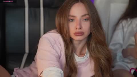 Sweet girls online show from July 2026 03:40:02 PM