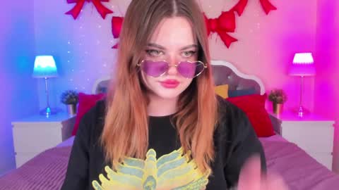 kira888soon online show from May 2026 08:33:02 AM