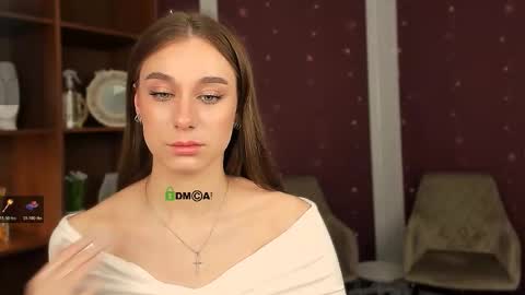 kira fox x online show from November 2025 03:19:02 PM