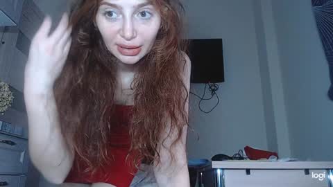 Snapshot of kira_foxy_ chatting on December 2024 09:56:01 AM Kira online show from December 2024 09:56:01 AM