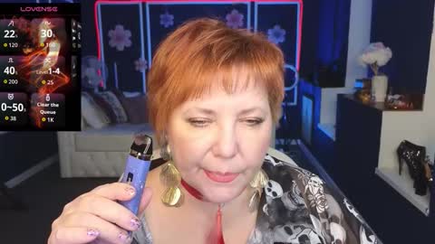 Kira Kennet online show from October 2025 11:32:02 AM