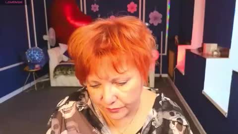 Snapshot of kira_kennet chatting on April 2026 12:29:02 PM Kira Kennet online show from April 2026 12:29:02 PM