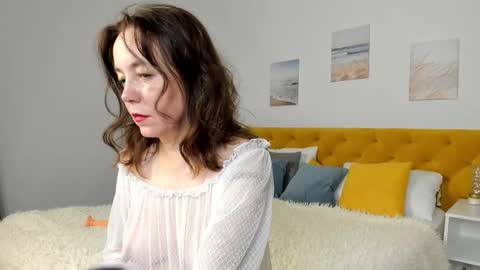 kiraadamss online show from September 2025 12:14:01 AM