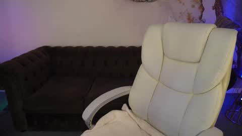 Snapshot of kiracandys chatting on February 2025 09:49:02 PM Kira online show from February 2025 09:49:02 PM