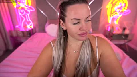 Snapshot of kiracandys chatting on October 2025 02:56:01 AM Kira online show from October 2025 02:56:01 AM