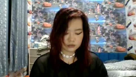 Kira online show from September 2025 07:50:01 PM