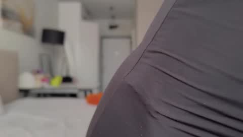 kirallove online show from December 2025 11:47:01 AM