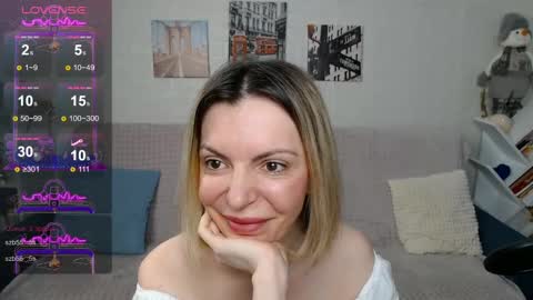 kiramartins cat online show from December 2024 04:31:02 AM