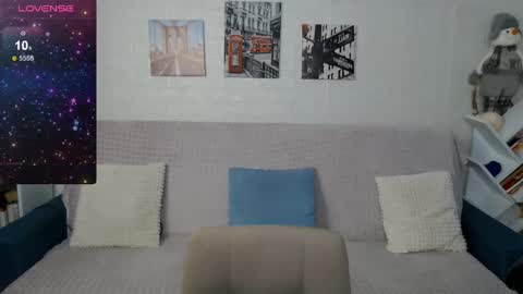 kiramartins cat online show from December 2024 04:19:01 AM