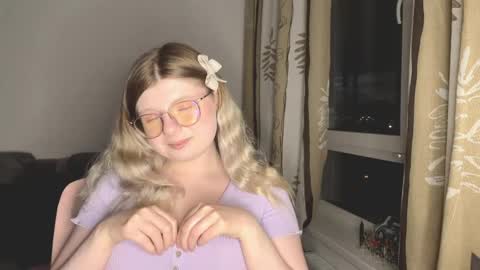 Snapshot of kirayume chatting on May 2026 10:25:01 PM KiraYume online show from May 2026 10:25:01 PM