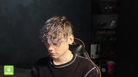 Kirill and Andrey online show from November 2025 01:55:02 PM