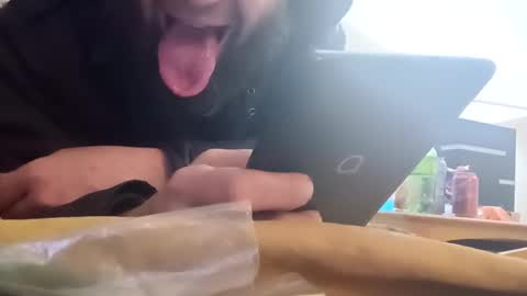 kis4kum online show from March 2025 03:46:02 AM