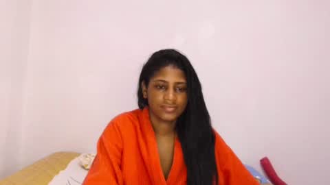 Snapshot of kiss_violet chatting on June 2026 12:52:02 AM Violet online show from June 2026 12:52:02 AM