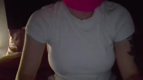 kissandtell1357 online show from November 2025 04:55:02 AM