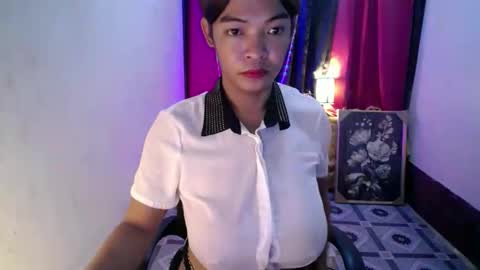 VICTORIA online show from November 2025 09:32:01 AM