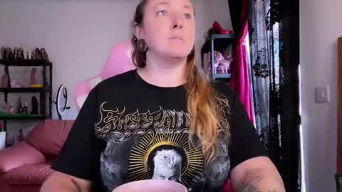 kissica online show from November 2025 03:13:02 PM