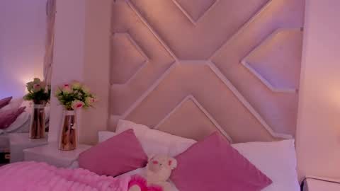 Snapshot of kisskitty__ chatting on April 2026 09:16:01 PM kisskitty__ online show from April 2026 09:16:01 PM