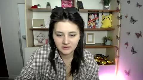Snapshot of kissleoxx chatting on May 2026 12:20:01 PM kissleoxx online show from May 2026 12:20:01 PM
