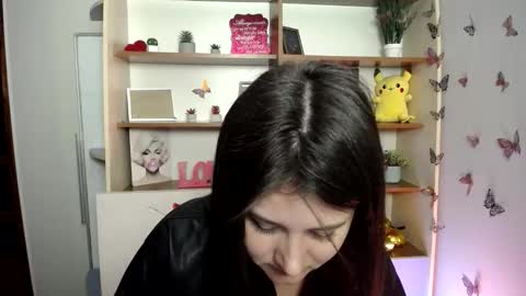 Snapshot of kissleoxx chatting on June 2026 11:01:02 AM kissleoxx online show from June 2026 11:01:02 AM
