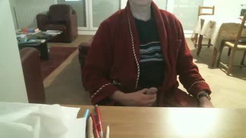 Snapshot of kisslog1 chatting on December 2024 05:24:01 PM kisslog1 online show from December 2024 05:24:01 PM
