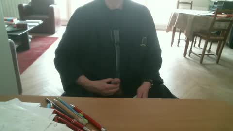 Snapshot of kisslog1 chatting on January 2025 08:42:01 AM kisslog1 online show from January 2025 08:42:01 AM