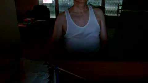 Snapshot of kisslog1 chatting on June 2026 02:01:01 PM kisslog1 online show from June 2026 02:01:01 PM