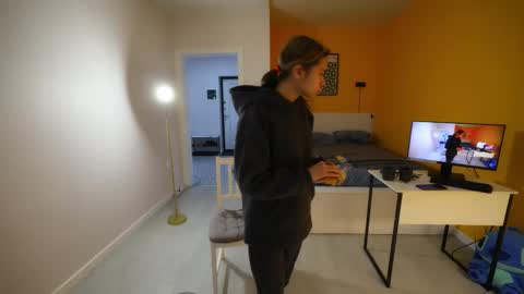 Snapshot of kissmesloww chatting on October 2025 02:40:01 PM Snezhana online show from October 2025 02:40:01 PM