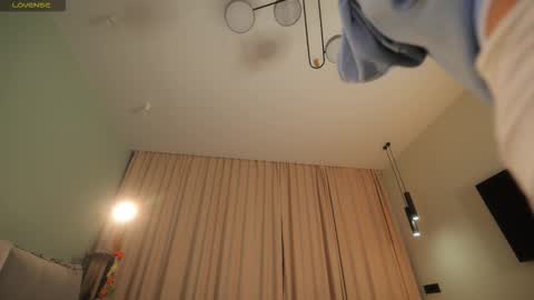 Snezhana online show from November 2025 03:01:02 PM