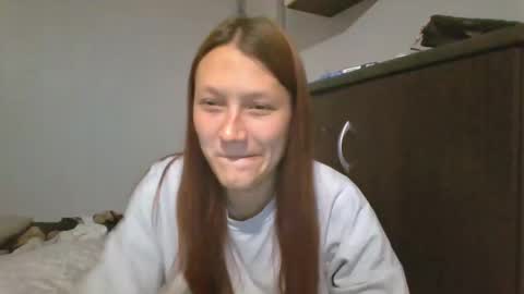 kiti_kitiss online show from September 2025 04:45:01 PM