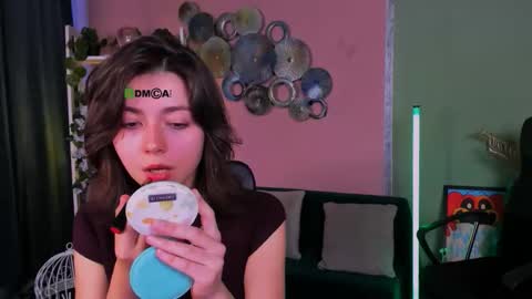 kitniss online show from October 2025 12:17:01 PM