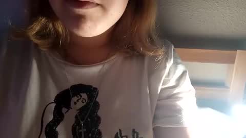 Snapshot of kitsuneniki chatting on January 2026 07:06:02 PM kitsuneniki online show from January 2026 07:06:02 PM