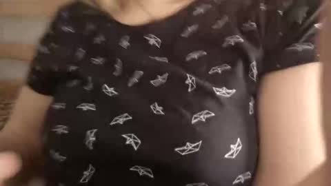 kitsuneniki online show from February 2026 06:26:02 PM