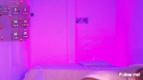 Snapshot of kitsuneplay_ chatting on January 2026 05:45:01 AM Salvatore online show from January 2026 05:45:01 AM