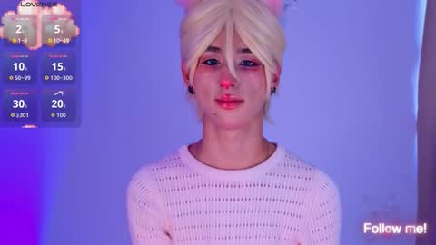 Snapshot of kitsuneplay_ chatting on February 2026 07:51:01 PM Salvatore online show from February 2026 07:51:01 PM