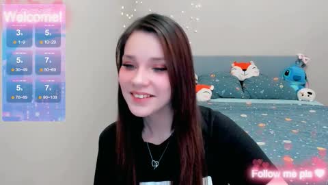 Snapshot of kitten_alisa chatting on December 2025 06:23:01 PM Alissa online show from December 2025 06:23:01 PM