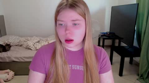 Jennyblonde and Emmabrunette online show from May 2026 02:04:01 PM